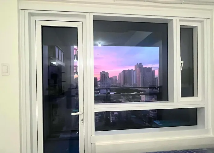 Aparthotel Urban Zen Pasay Grandview Tower With Balcony Near Moa, Naia & Makati