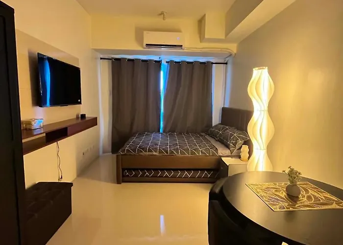 Urban Zen Pasay Grandview Tower With Balcony Near Moa, Naia & Makati