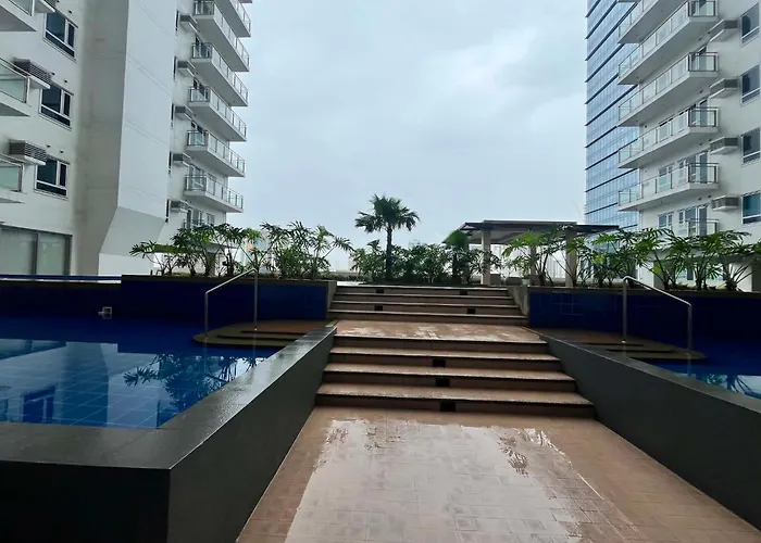 Aparthotel Urban Zen Pasay Grandview Tower With Balcony Near Moa, Naia & Makati Manila