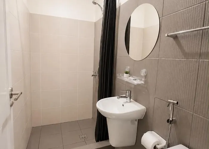 Aparthotel Urban Zen Pasay Grandview Tower With Balcony Near Moa, Naia & Makati